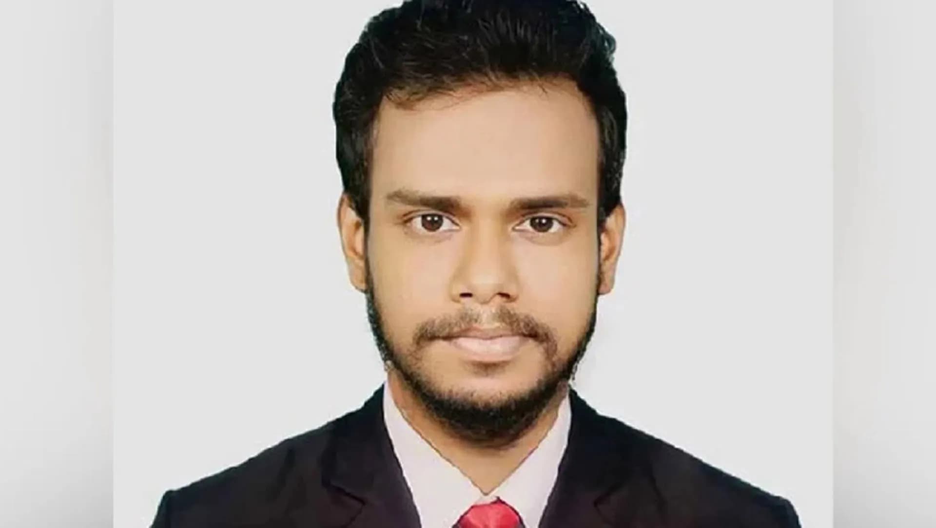 নিজেদের ‘বড় মাফিয়া’ বলা এনসিপি নেতাকে শোকজ
