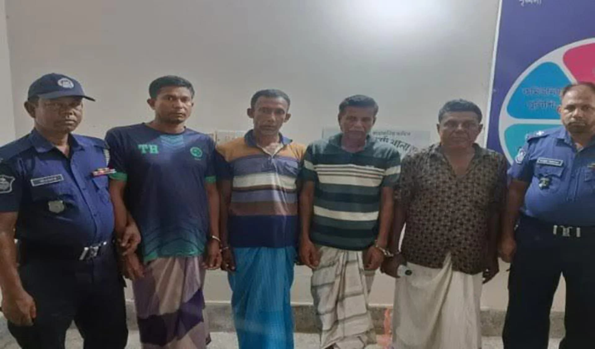 যশোরের শার্শা  বিএনপি কর্মীকে কুপিয়ে হত্যা, ৪ আসামী আটক