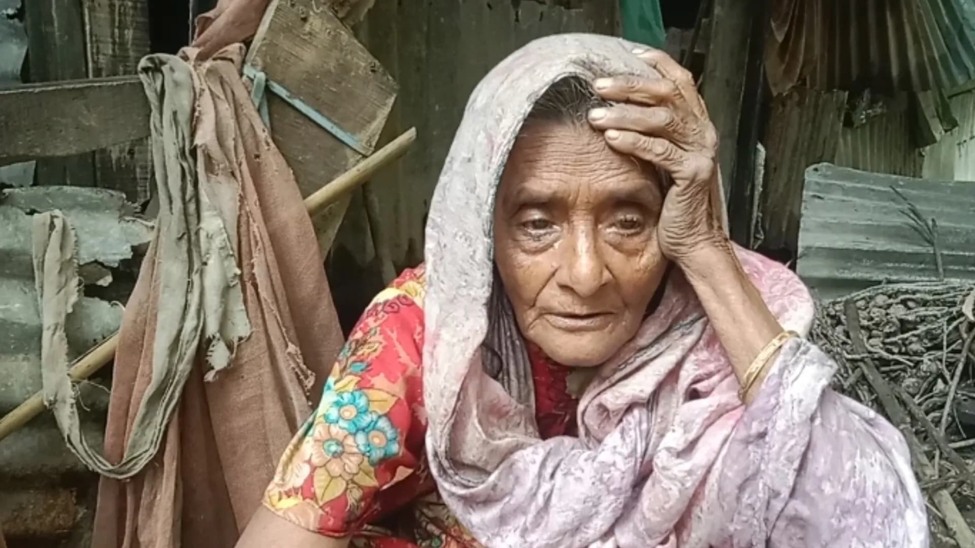 ঘুমাইতে পারিনা, বৃষ্টি হলেই পানিতে তলিয়ে যায় 