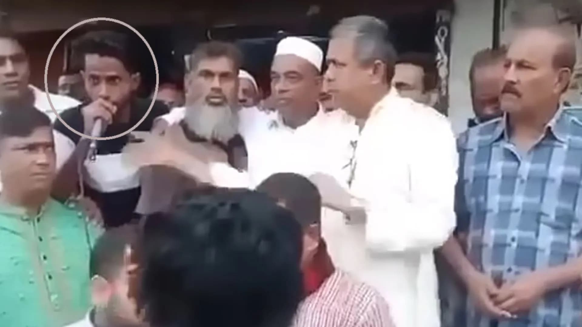  ছাত্রদলে পদপ্রাপ্তির পরে ‘মুজিবীয়’ শুভেচ্ছা জানিয়ে বেকায়দায় ছাত্রলীগ নেতা