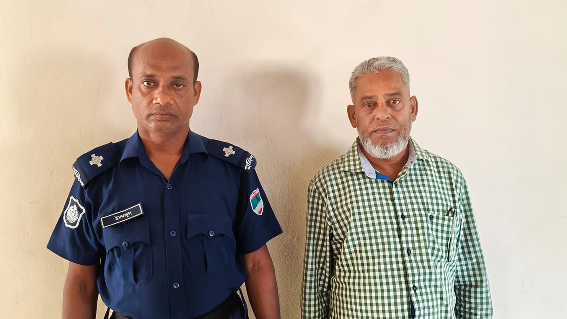 ভারতে যাওয়ার সময় আটক আ.লীগ নেতা