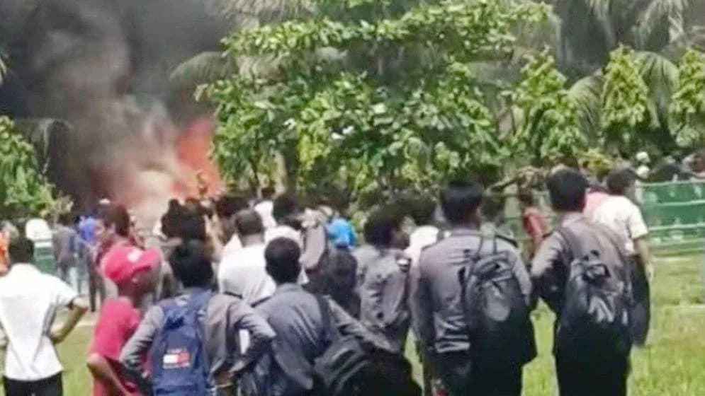 বিমান বিধ্বস্তে একজনের প্রাণহানির খবর, বহু হতাহতের শঙ্কা