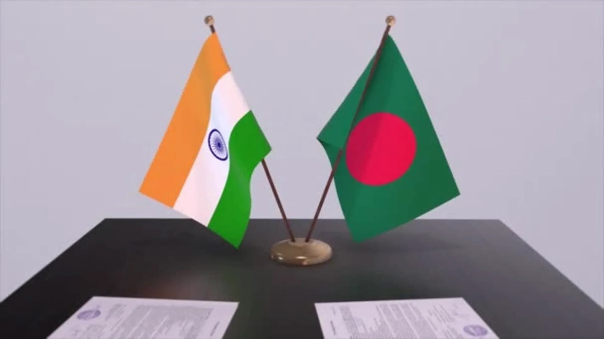 বিমান দুর্ঘটনায় আহতদের জন্য চিকিৎসক নার্স ও সরঞ্জাম পাঠাচ্ছে ভারত