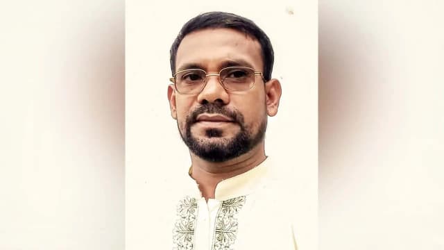 পটুয়াখালীতে চাঁদা না দেওয়ায় গণঅধিকার নেতার হাতে ইউপি চেয়ারম্যান লাঞ্ছিত