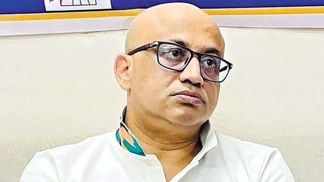 ডা. মুরাদের বিরুদ্ধে গ্রেপ্তারি পরোয়ানা