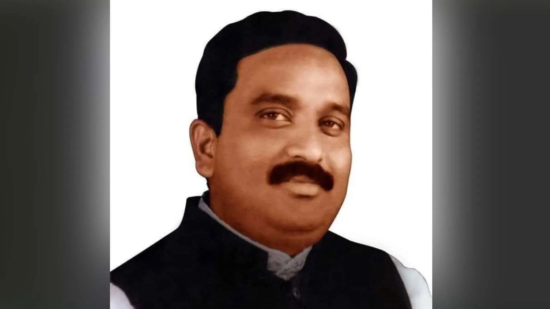 ভাঙ্গায় ৩ দিনের অবরোধ ঘোষণার পর ইউপি চেয়ারম্যান আটক