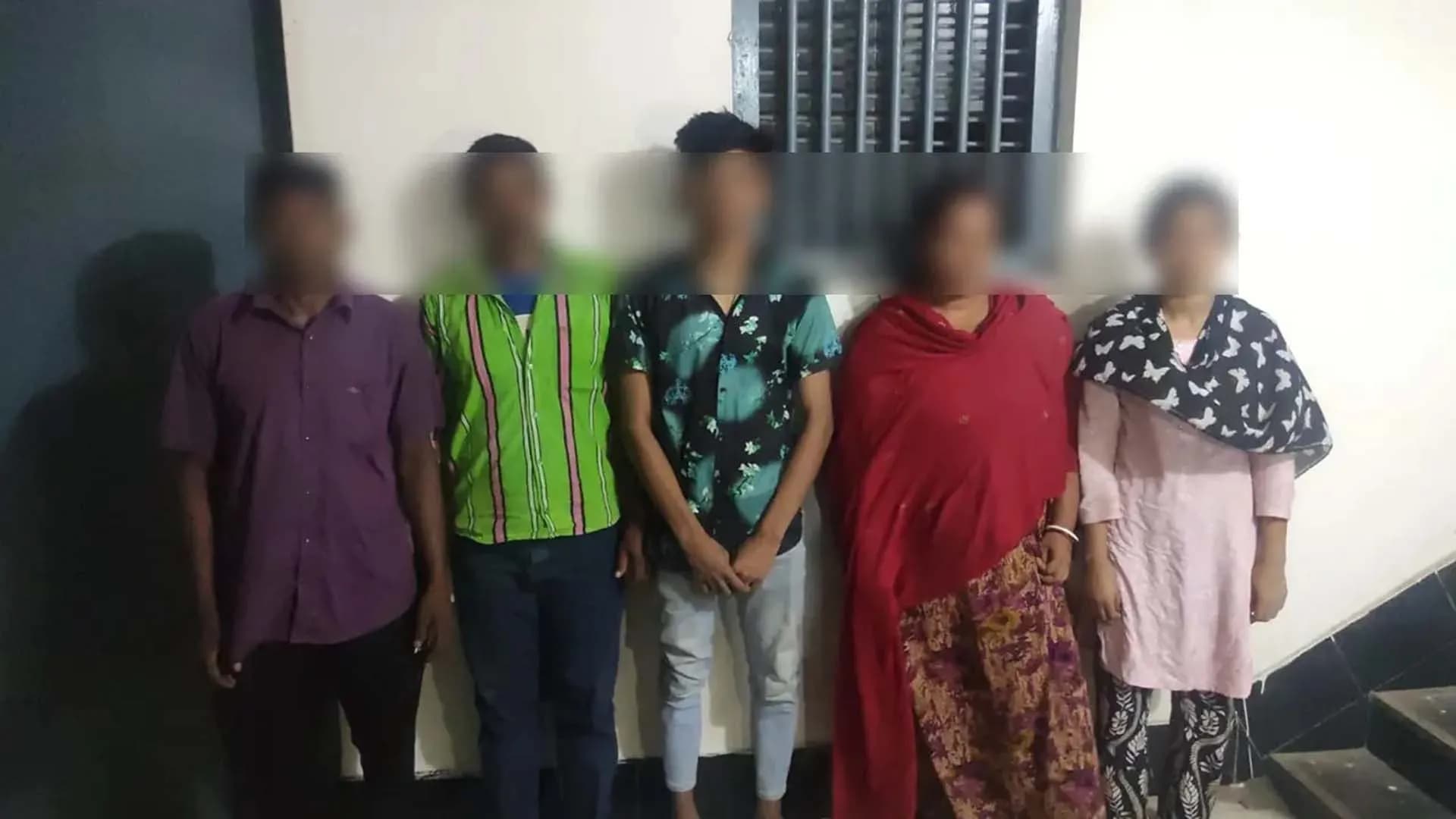 সীমান্তে আটক ৮ বাংলাদেশিকে ফেরত দিল বিএসএফ