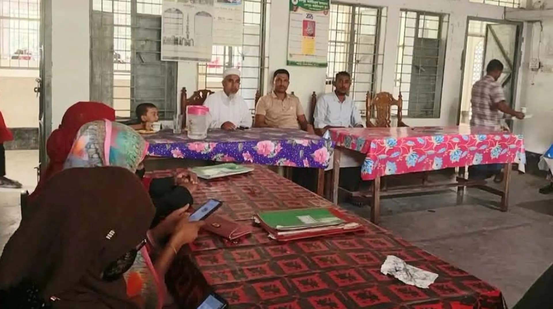 মনপুরায় ১৬টি এমপিওভুক্ত শিক্ষাপ্রতিষ্ঠানে শিক্ষকদের কর্মবিরতি