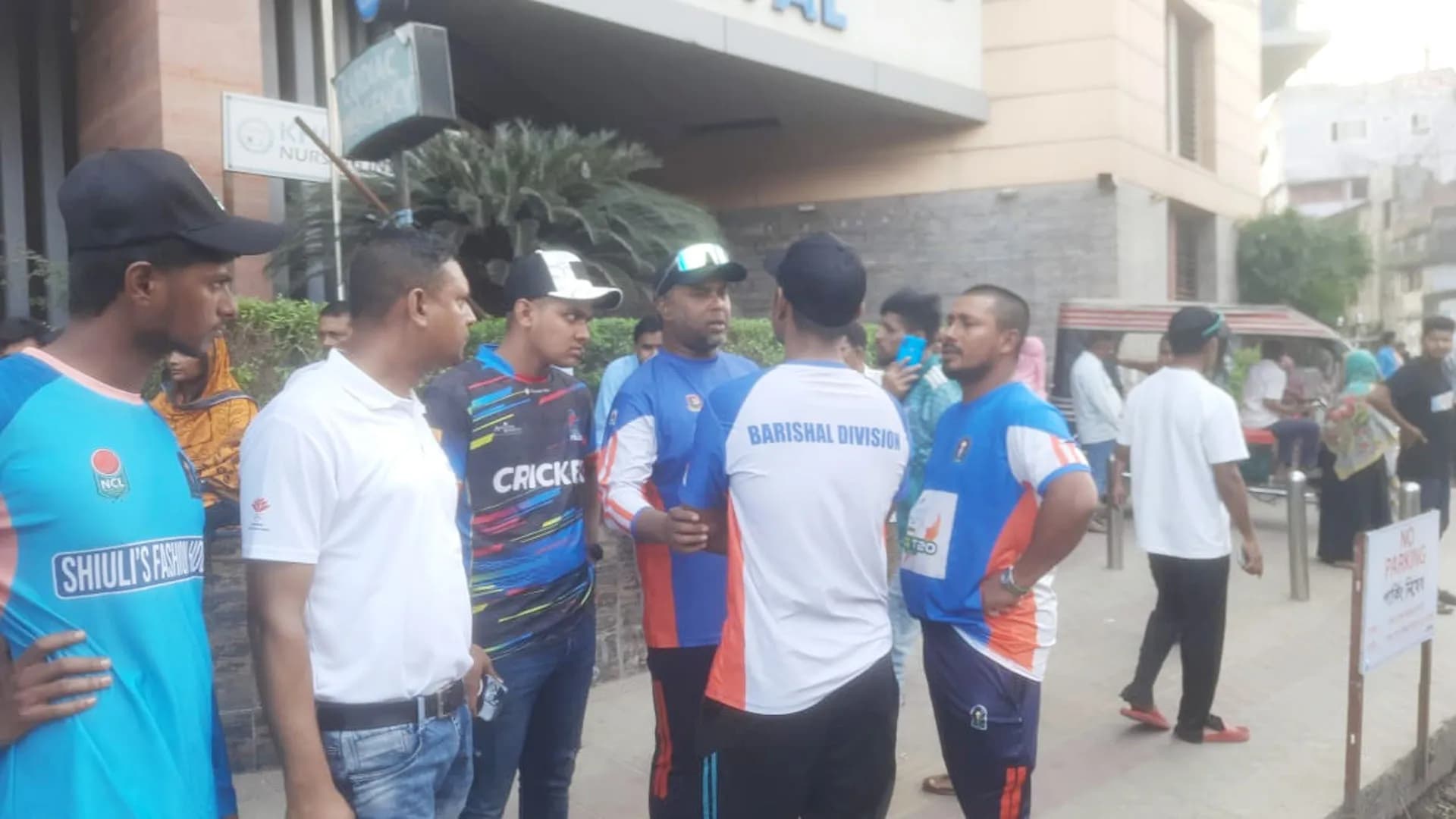 এনসিএল খেলা চলাকালে স্ট্রোক করে মারা গেলেন বরিশালের ফিজিও