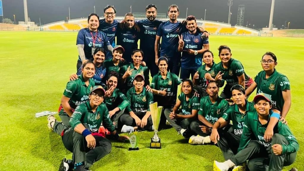 মঞ্জুরুল ও জ্যোতিকে নিয়ে এবার বিস্ফোরক মন্তব্য আরেক নারী ক্রিকেটারের