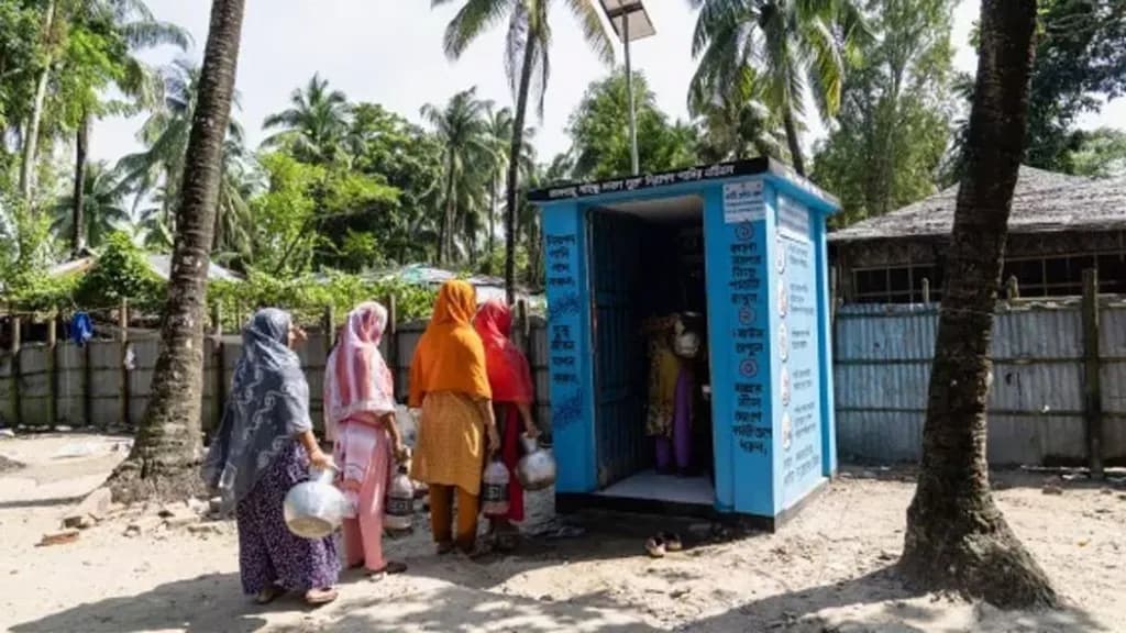 বিশ্বব্যাংকের ঋণের প্রকল্পে দুর্নীতির মহোৎসব